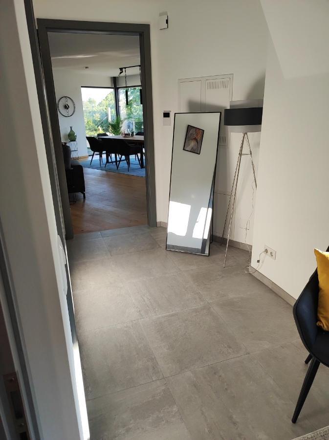 Luxurioeses Penthouse Mit Blick Auf Die Uno-City Und Dem Kaiserwasser. 3Schlafzimmer, 2 Baeder, Privat Lift Ins Apartment Wien Exterior foto