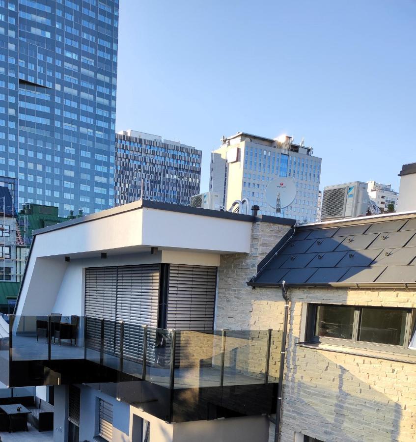 Luxurioeses Penthouse Mit Blick Auf Die Uno-City Und Dem Kaiserwasser. 3Schlafzimmer, 2 Baeder, Privat Lift Ins Apartment Wien Exterior foto