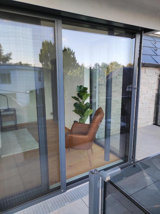 Luxurioeses Penthouse Mit Blick Auf Die Uno-City Und Dem Kaiserwasser. 3Schlafzimmer, 2 Baeder, Privat Lift Ins Apartment Wien Exterior foto